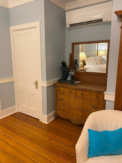Spouter Inn Bed & Breakfast image 38